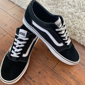 Vans Old Skool Black Canvas/Suede Lace Up Low Top